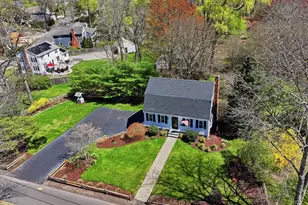 70 Elm St, Hingham, MA 02043 - Photo 20