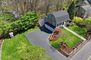 70 Elm St, Hingham, MA 02043 - Photo 18