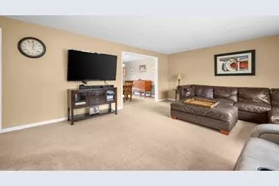 153 Hickory Hill Circke, Barnstable, MA 02655 - Photo 4