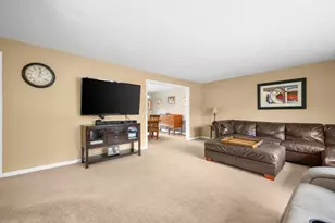 153 Hickory Hill Circke, Barnstable, MA 02655 - Photo 4
