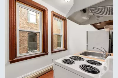 33 Charter St #3R, Boston, MA 02113 - Photo 10