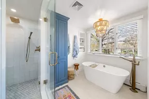 21 French St, Hingham, MA 02043 - Photo 2