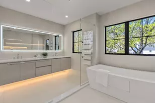 470 Quinobequin Rd, Newton, MA 02468 - Photo 20