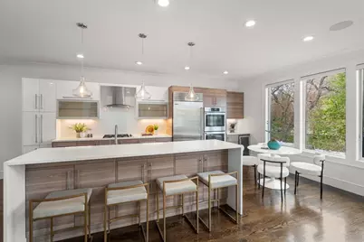 805 Heath St #2, Brookline, MA 02467 - Photo 18