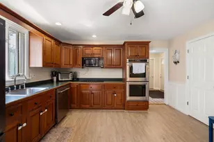 77 Thomas St, Middleborough, MA 02346 - Photo 18