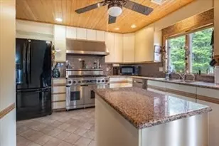 225 Hixbridge Rd, Westport, MA 02790 - Photo 10