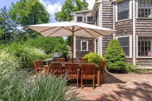 29 Pleasant St, Hingham, MA 02043 - Photo 34