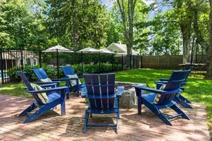 29 Pleasant St, Hingham, MA 02043 - Photo 2