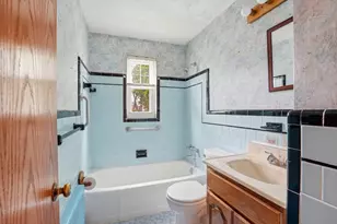 2 Ely Rd, Arlington, MA 02476 - Photo 10
