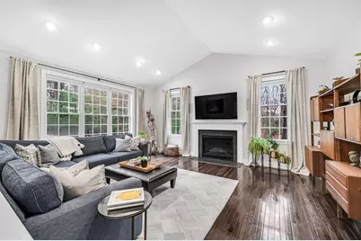 16 York Cir, Walpole, MA 02032 - Photo 12