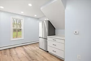 193 Linden St, Swansea, MA 02777 - Photo 20