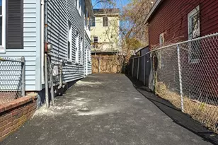 69 Harrison St, Haverhill, MA 01830 - Photo 2