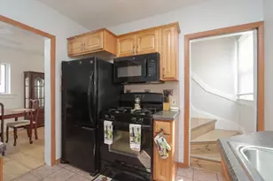 91 Ardmore St, Springfield, MA 01104 - Photo 8