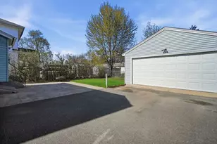 91 Ardmore St, Springfield, MA 01104 - Photo 20