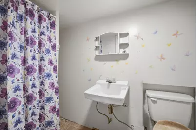 91 Ardmore St, Springfield, MA 01104 - Photo 18
