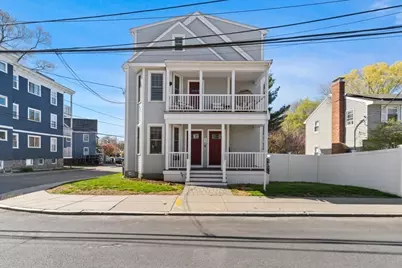 40 Catherine St #1, Boston, MA 02131 - Photo 2