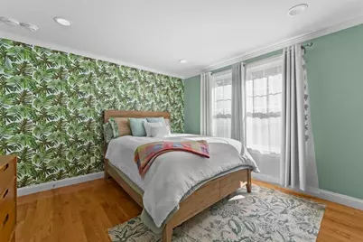 40 Catherine St #1, Boston, MA 02131 - Photo 8