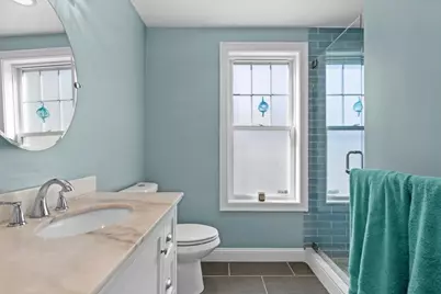 40 Catherine St #1, Boston, MA 02131 - Photo 10