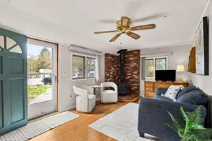 583 Chandler St, Tewksbury, MA 01876 - Photo 18