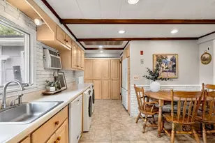 583 Chandler St, Tewksbury, MA 01876 - Photo 12