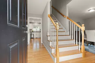 39 Sewell St, Brockton, MA 02301 - Photo 2