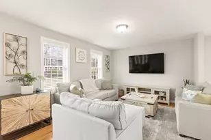 39 Sewell St, Brockton, MA 02301 - Photo 10