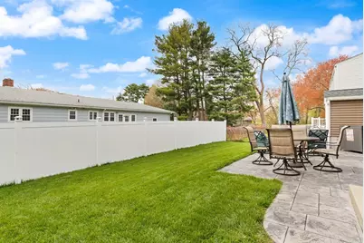 39 Sewell St, Brockton, MA 02301 - Photo 30