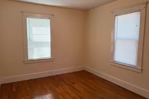 16 Eddy St, Waltham, MA 02453 - Photo 8