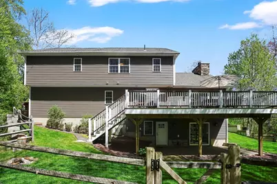 109 Booth St, Ludlow, MA 01056 - Photo 2