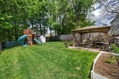 36 Stiles St, Lynn, MA 01905 - Photo 32