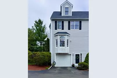 1 Sunnyside Dr #1, Plainville, MA 02762 - Photo 2