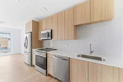 1035 Commonwealth Ave #608, Boston, MA 02215 - Photo 2