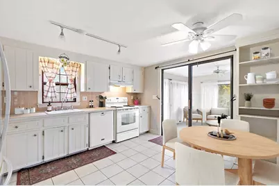 44 Jan Marie Drive, Plymouth, MA 02360 - Photo 4