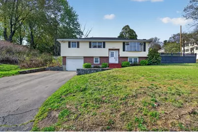 34 E 6th St, Lowell, MA 01850 - Photo 1