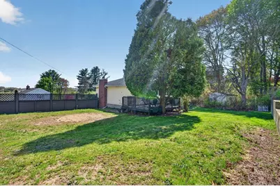 34 E 6th St, Lowell, MA 01850 - Photo 32