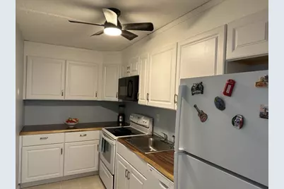 95 Nahant St #12, Lynn, MA 01902 - Photo 12