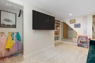 33-R Belmont, Boston, MA 02129 - Photo 18