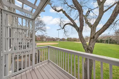 78 Summer St #6, Arlington, MA 02474 - Photo 6