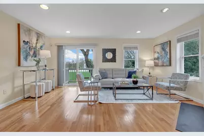 78 Summer St #6, Arlington, MA 02474 - Photo 2