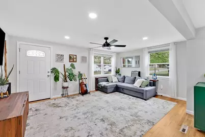 152 Shady Brook Ln, Springfield, MA 01118 - Photo 12