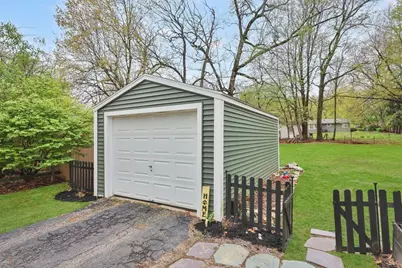 152 Shady Brook Ln, Springfield, MA 01118 - Photo 18