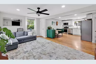 152 Shady Brook Ln, Springfield, MA 01118 - Photo 4