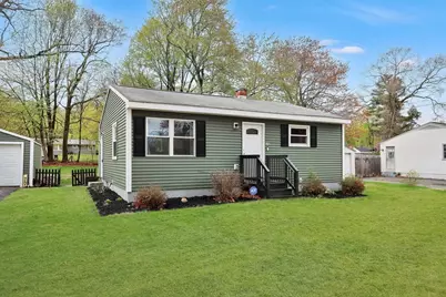 152 Shady Brook Ln, Springfield, MA 01118 - Photo 2