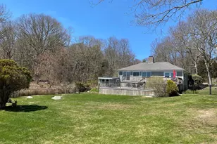 3 Woodlawn Ave, Mattapoisett, MA 02739 - Photo 4
