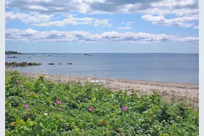 3 Woodlawn Ave, Mattapoisett, MA 02739 - Photo 4
