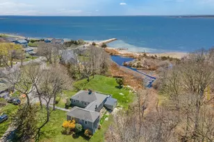 3 Woodlawn Ave, Mattapoisett, MA 02739 - Photo 10