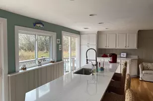 3 Woodlawn Ave, Mattapoisett, MA 02739 - Photo 16