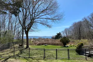 3 Woodlawn Ave, Mattapoisett, MA 02739 - Photo 6