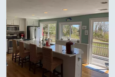 3 Woodlawn Ave, Mattapoisett, MA 02739 - Photo 8