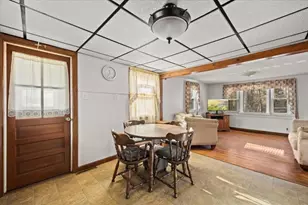 732 Staples St, Taunton, MA 02718 - Photo 8